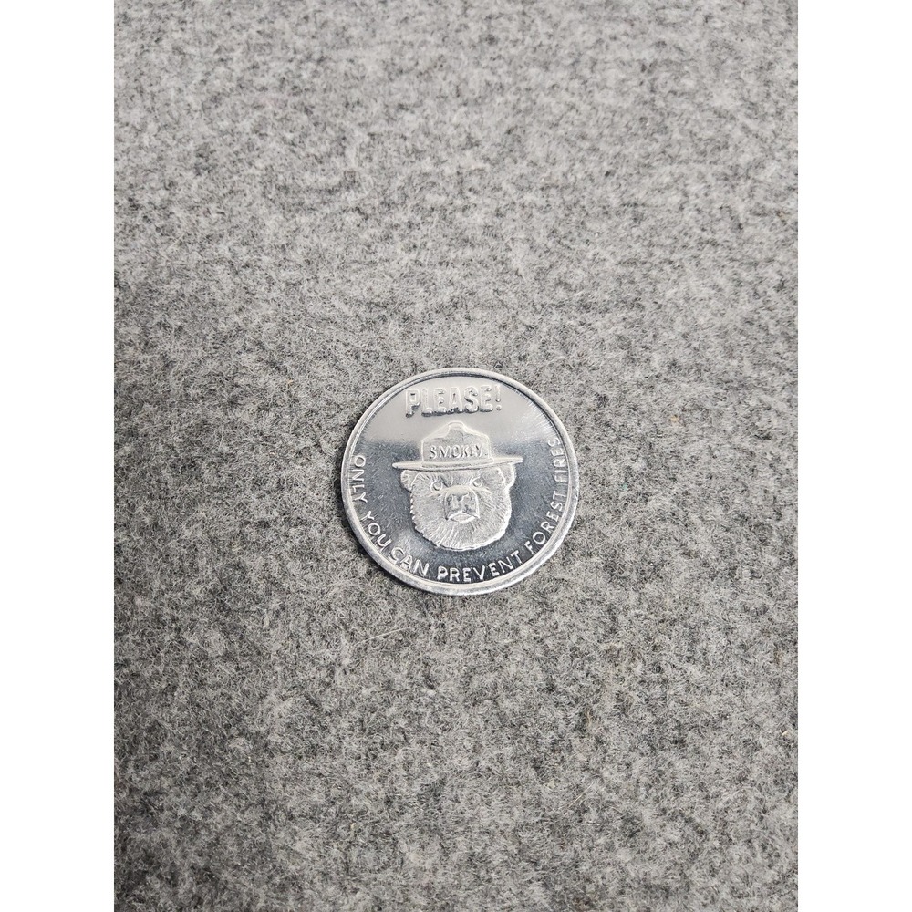 Vtg 1984 Smokey Bear 40th Anniversary coin National Park US Forest Service
